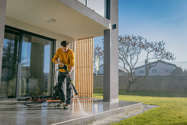 Animal Enclosure Cleaning in Gilbert, MN